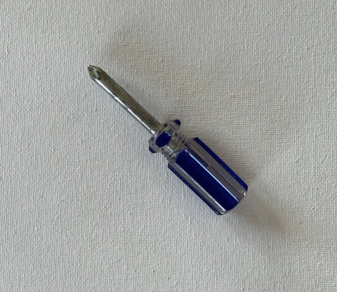 THE LITTLE SCREWDRIVER THAT COULD.