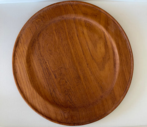 8 VINTAGE MIDCENTURY TEAK 12” PLATES.