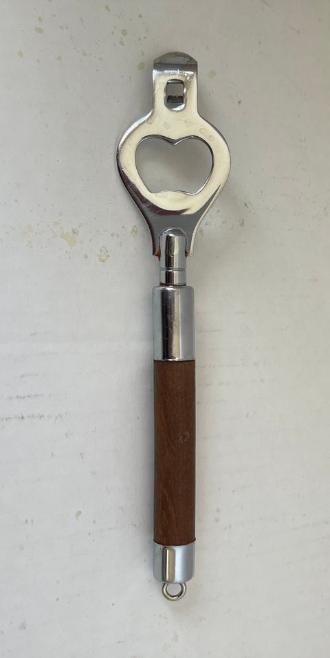 VINTAGE CAN/BOTTLE OPENER.