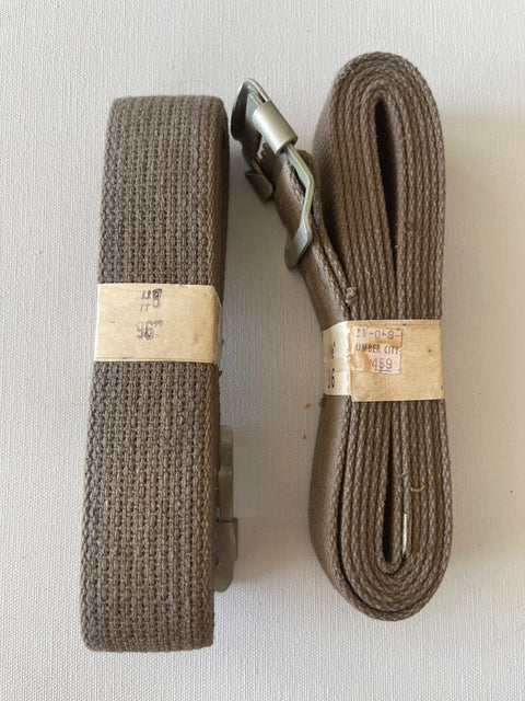 SET OF VINTAGE TIE DOWN STRAPS.