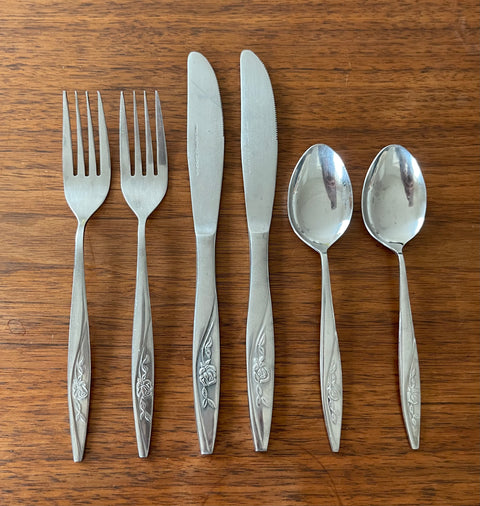 2 MIDCENTURY 3-PIECE PLACE SETTINGS.