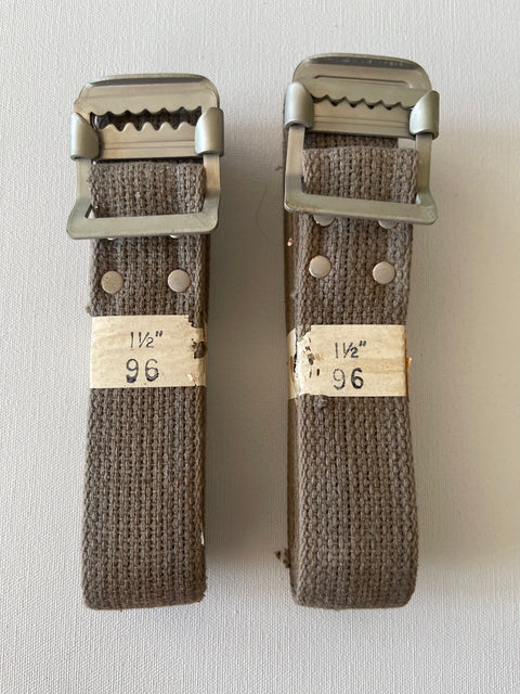 SET OF VINTAGE TIE DOWN STRAPS.