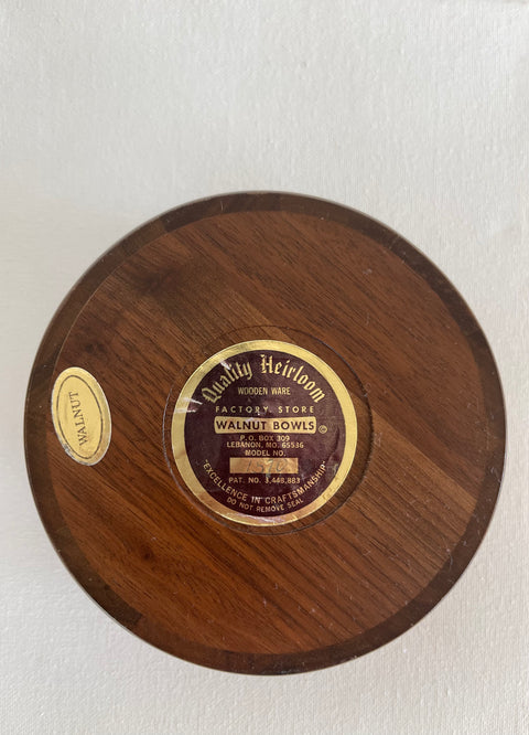  MIDCENTURY QUALITY HEIRLOOM WALNUT BOWL.