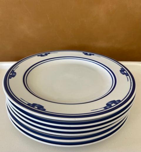 6 MIKASA STONEWARE 10.5” DINNER PLATES.