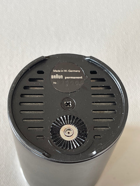 BRAUN T2 CYLINDRIC LIGHTER.