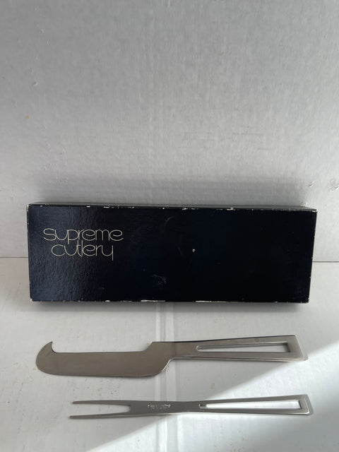 MIDCENTURY SUPREME CUTLERY CHEESE KNIFE & FORK SET.