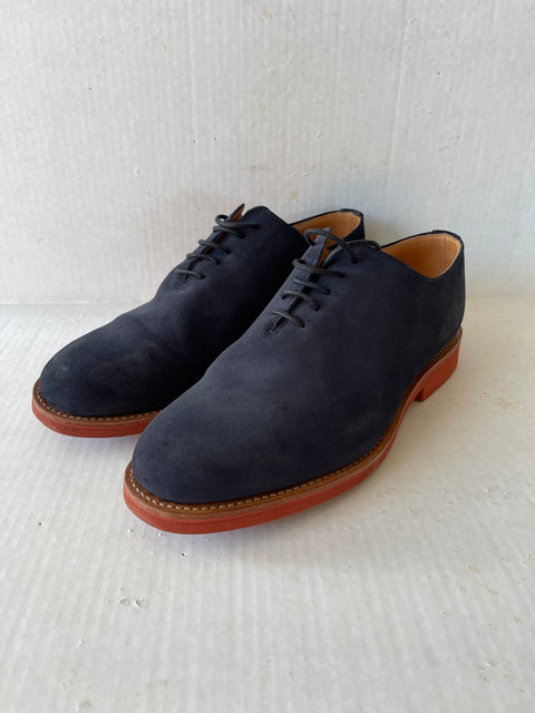 NAVY SUEDE WHOLECUT. SIZE 9.5US.