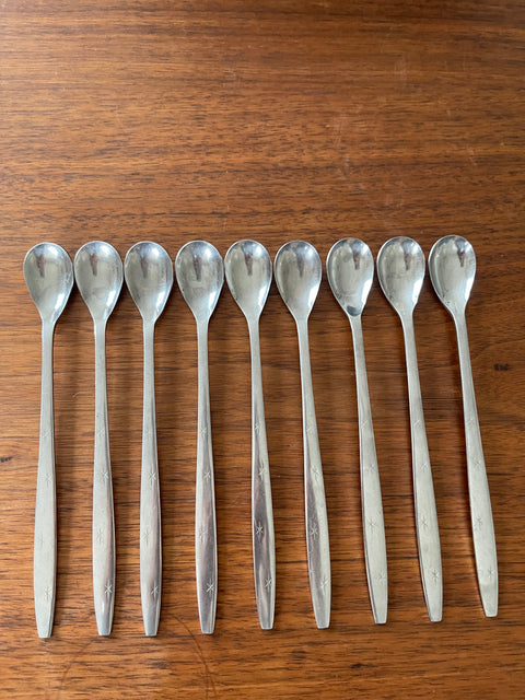 9 MIDCENTURY DESSERT SPOONS.