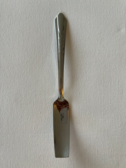 WEIRD SPOON TYPE THING.