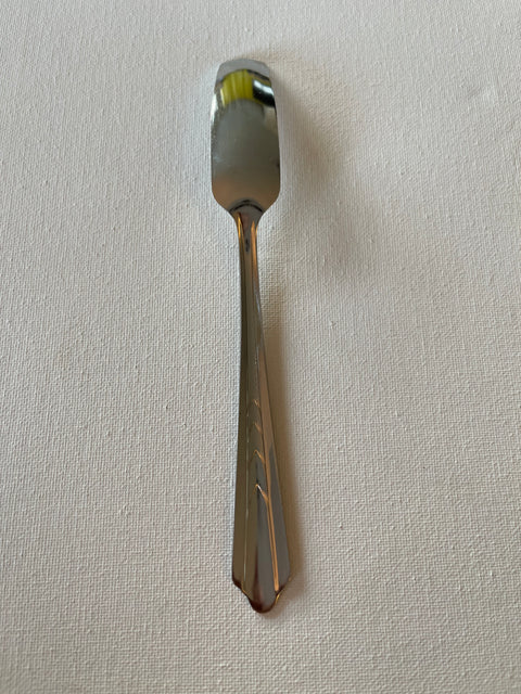 WEIRD SPOON TYPE THING.